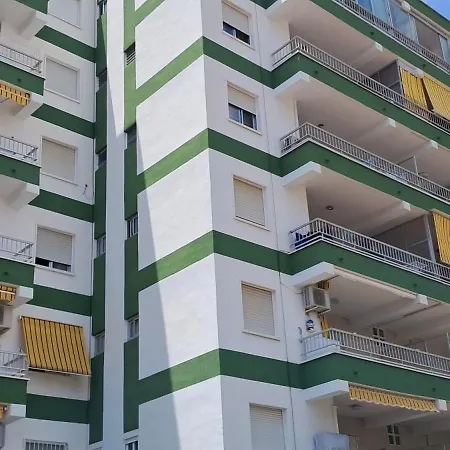 Daire Gran Ventilacion, Fresco, Muy Bien Equipado, Garaje *